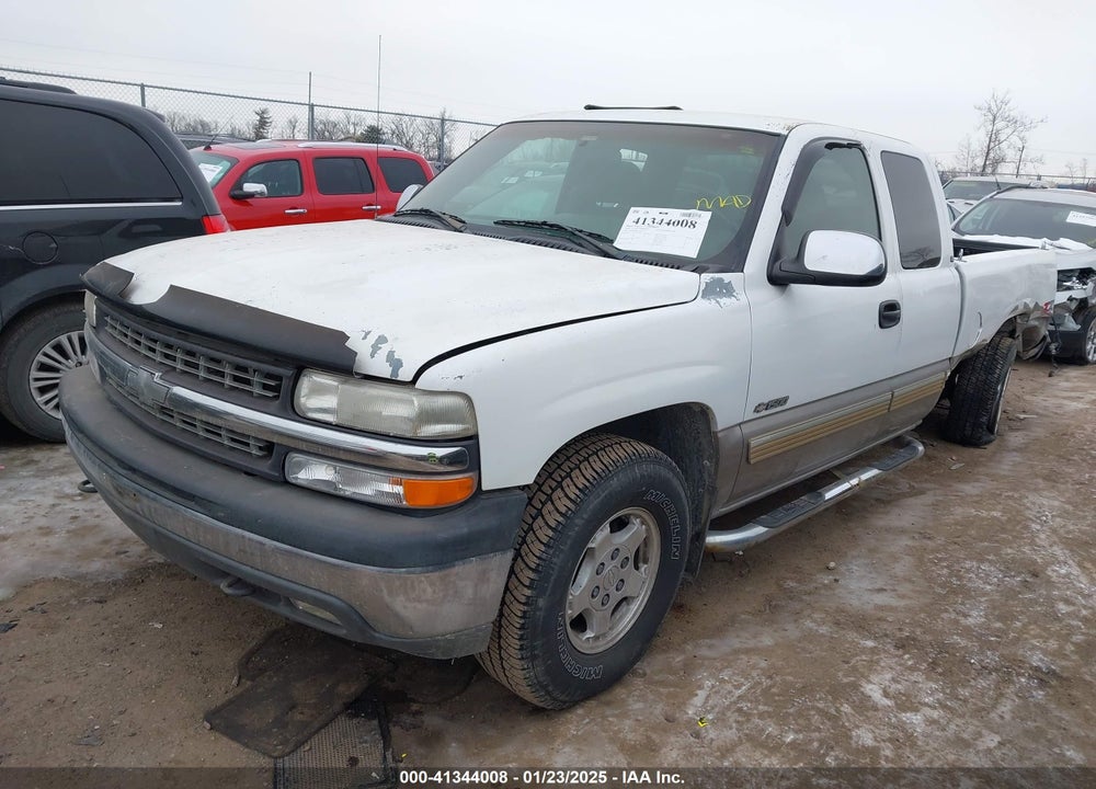 2002 CHEVROLET SILVERADO 1500 LS VIN: 2GCEK19T421381216