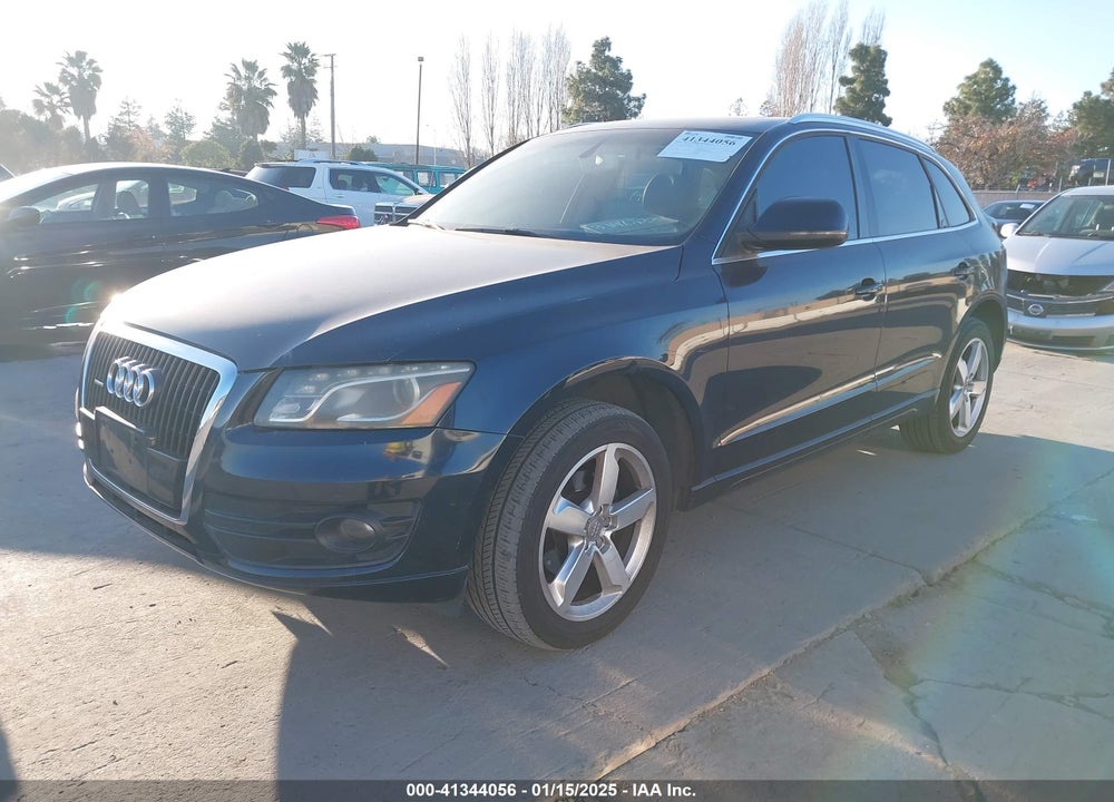2010 AUDI Q5 3.2 PREMIUM VIN: WA1LKBFP9AA075101