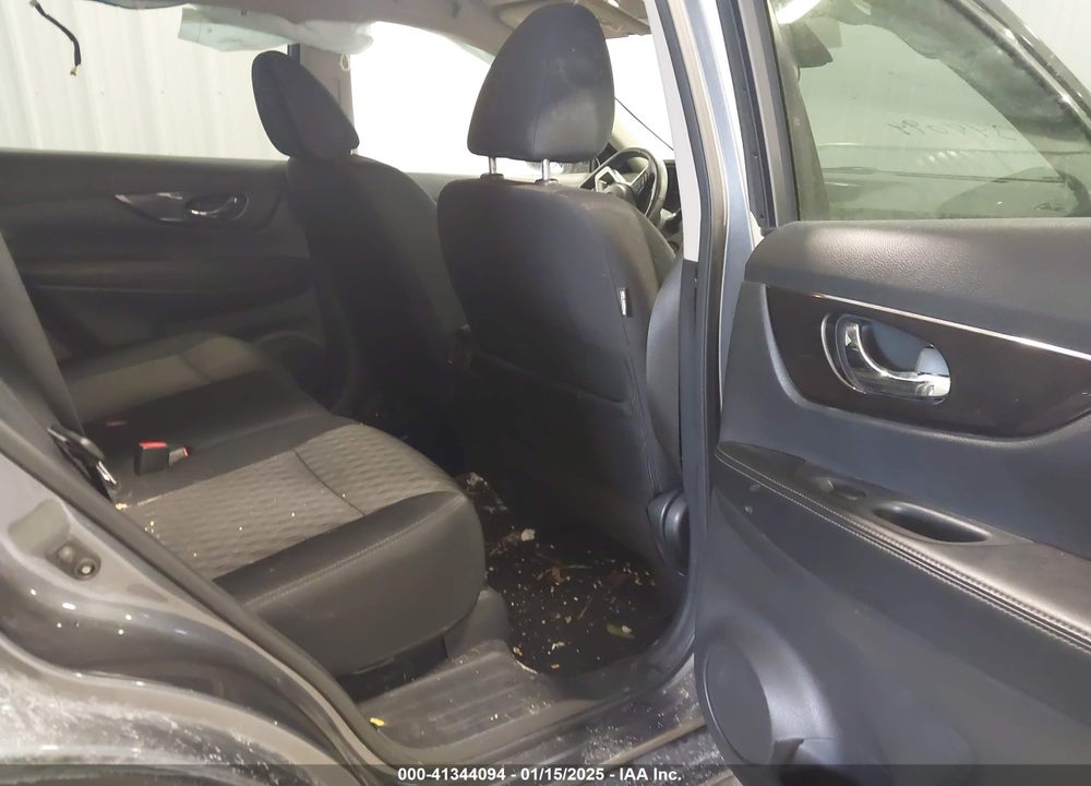 2019 NISSAN ROGUE VIN: 5N1AT2MV6KC798871