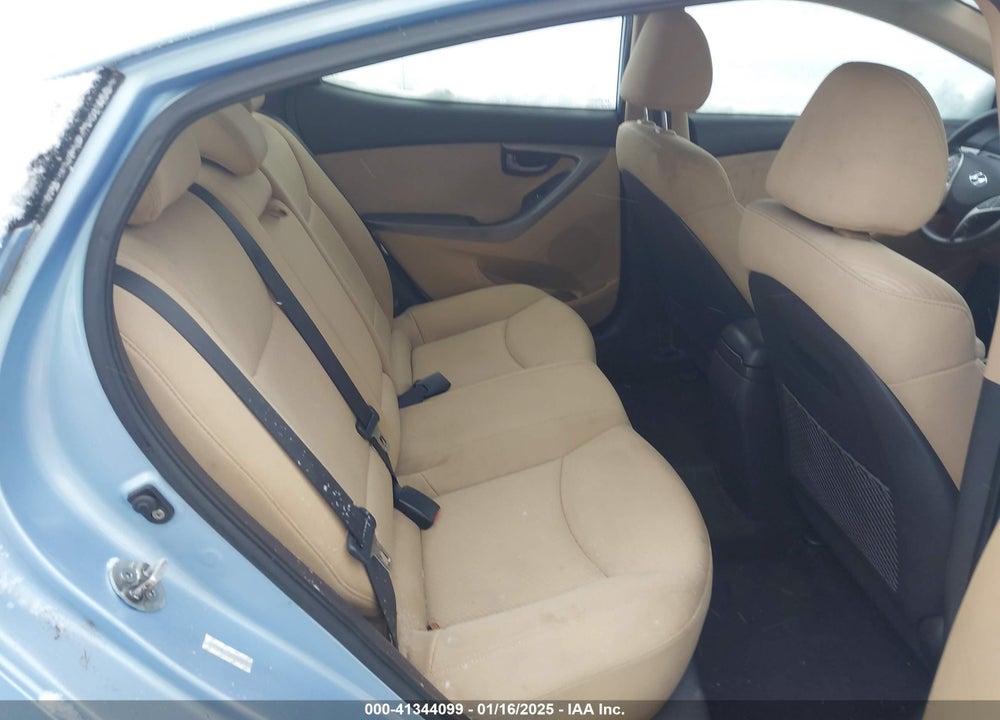 2011 HYUNDAI ELANTRA VIN: KMHDH4AE8BU116548