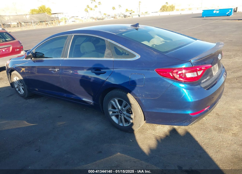 2015 HYUNDAI SONATA VIN: 5NPE24AF7FH159569