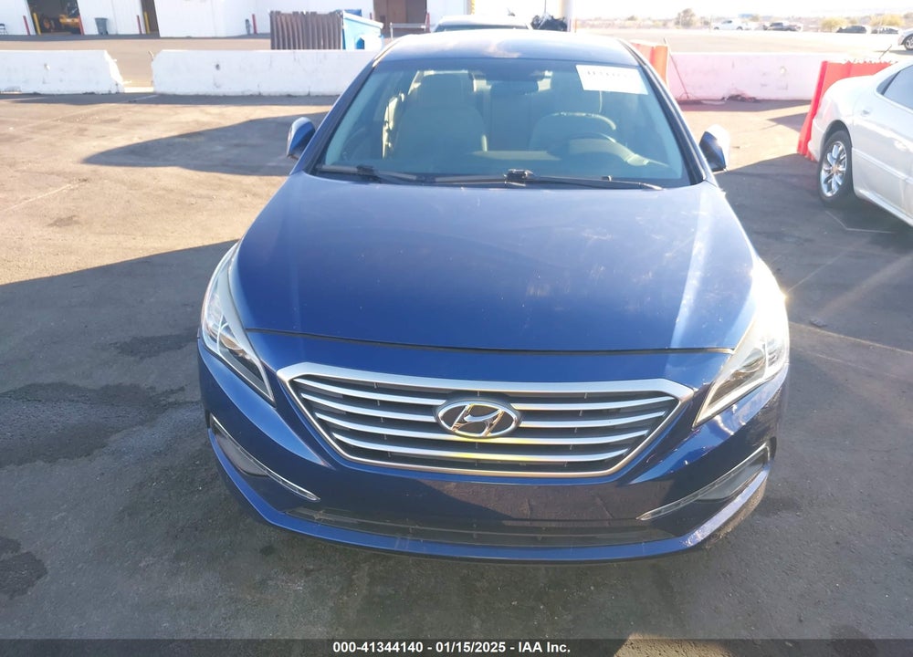 2015 HYUNDAI SONATA VIN: 5NPE24AF7FH159569