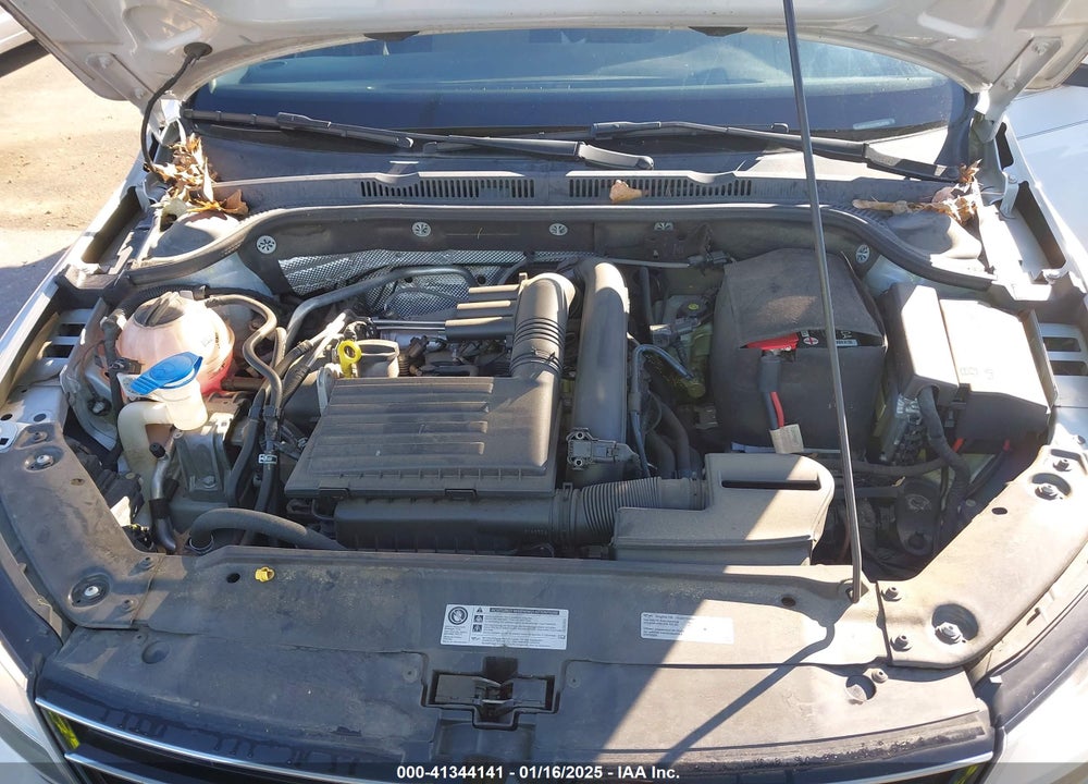 2017 VOLKSWAGEN JETTA VIN: 3VW2B7AJ0HM240402