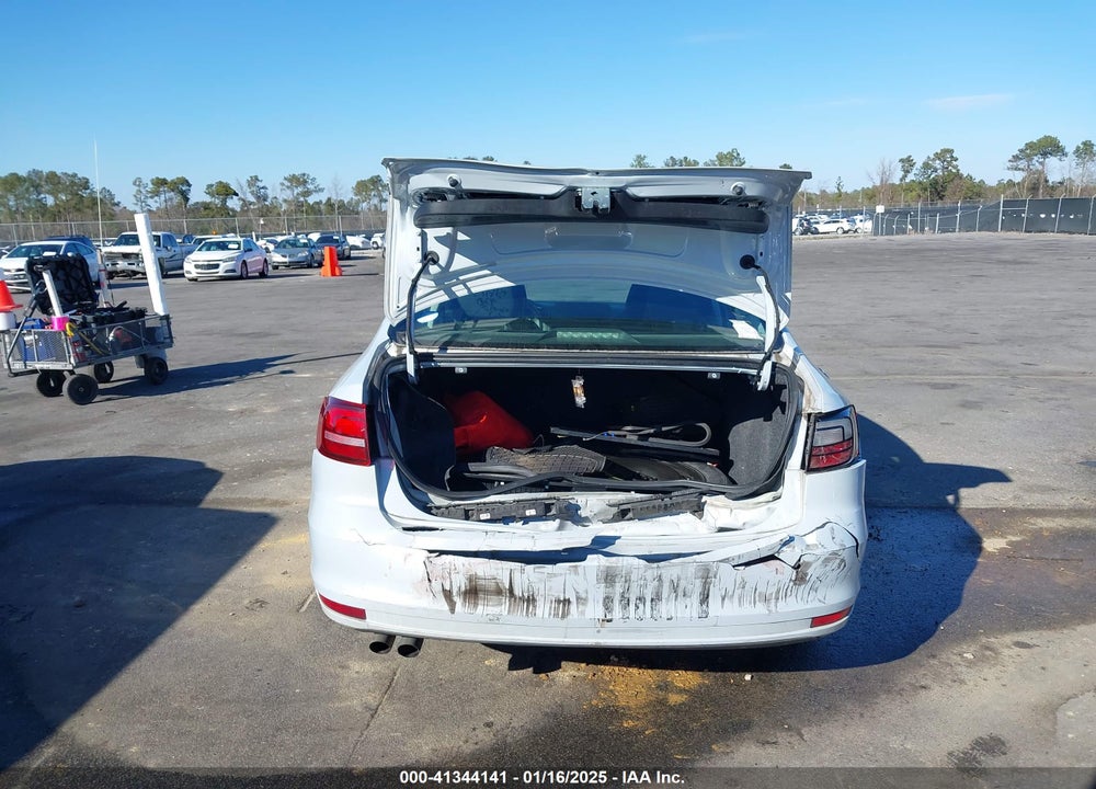 2017 VOLKSWAGEN JETTA VIN: 3VW2B7AJ0HM240402