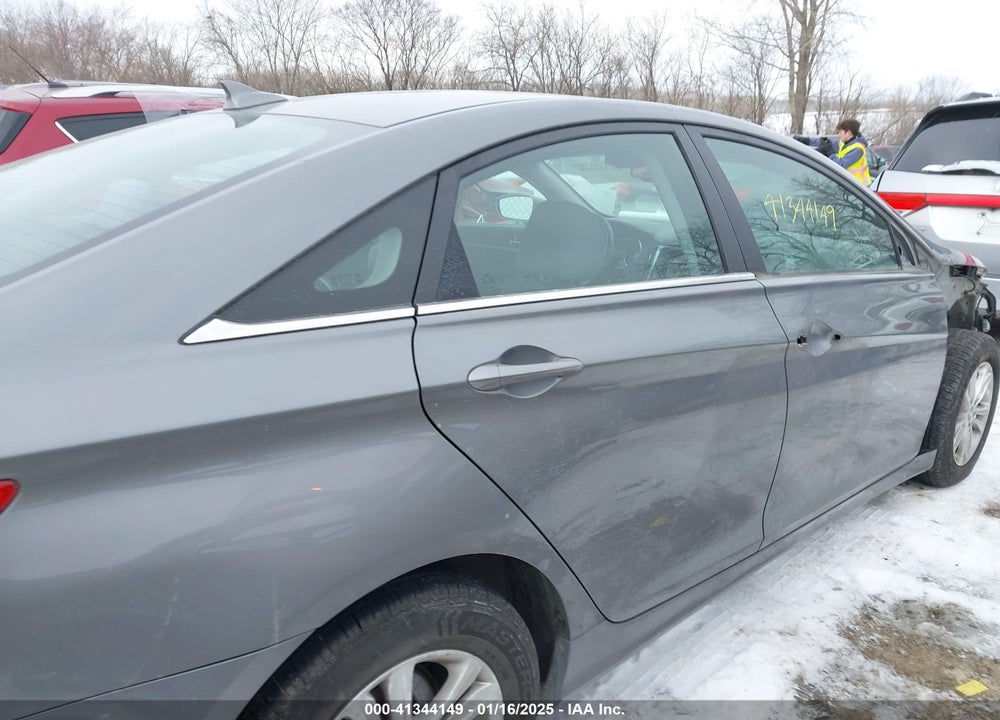 2013 HYUNDAI SONATA GLS VIN: 5NPEB4AC0DH551070
