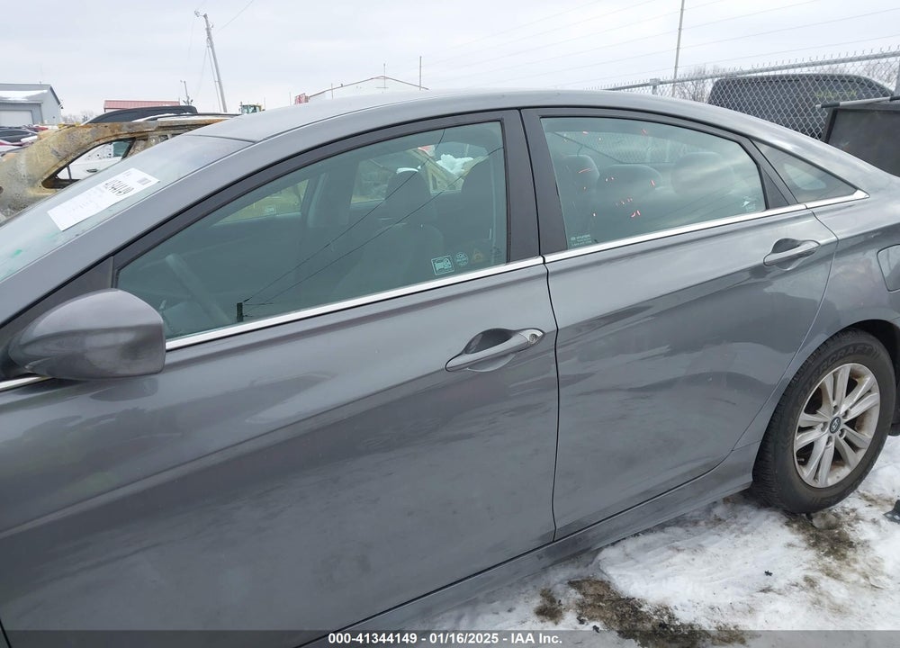 2013 HYUNDAI SONATA GLS VIN: 5NPEB4AC0DH551070