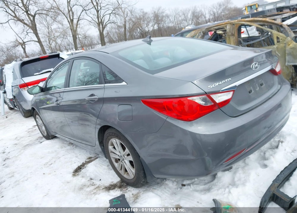 2013 HYUNDAI SONATA GLS VIN: 5NPEB4AC0DH551070