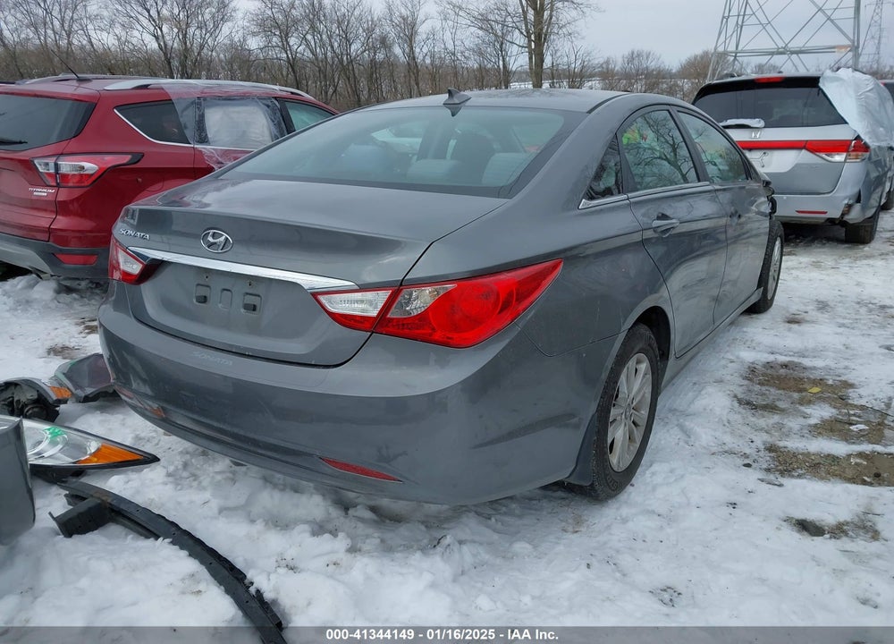 2013 HYUNDAI SONATA GLS VIN: 5NPEB4AC0DH551070