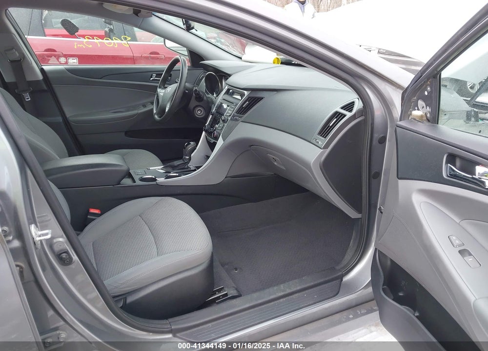 2013 HYUNDAI SONATA GLS VIN: 5NPEB4AC0DH551070