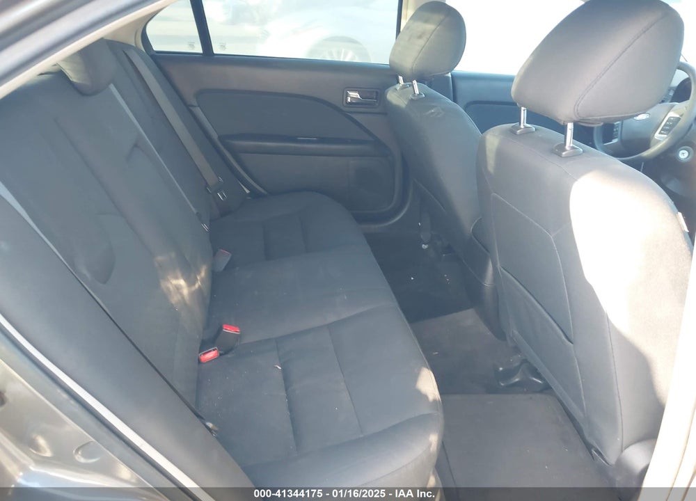 2011 FORD FUSION VIN: 3FAHP0HA6BR140087