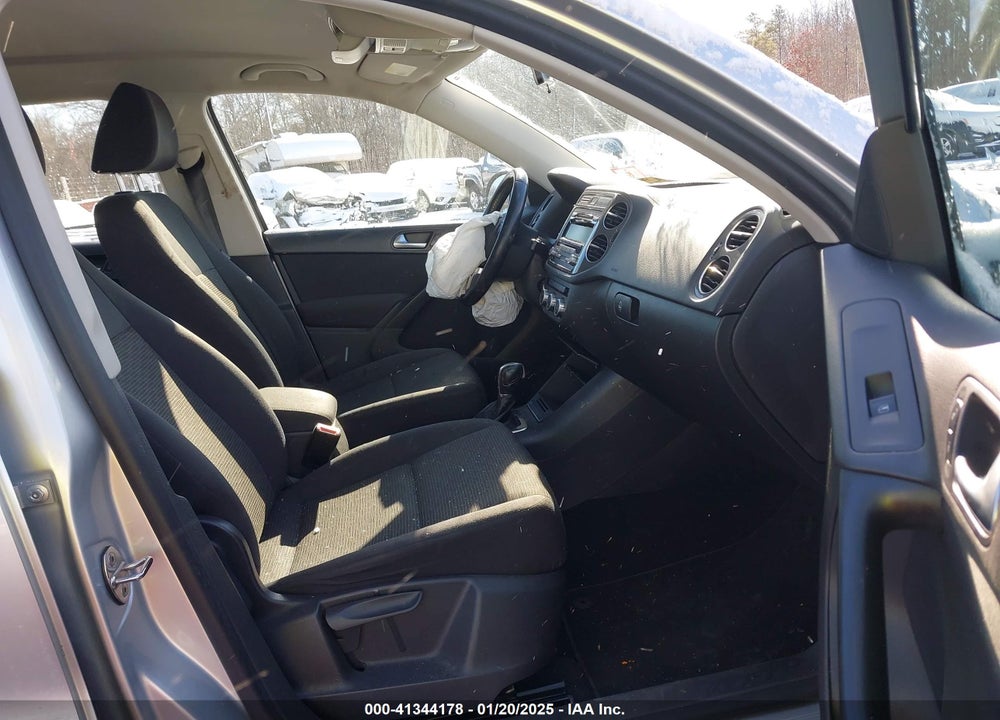 2013 VOLKSWAGEN TIGUAN VIN: WVGBV7AX7DW503036