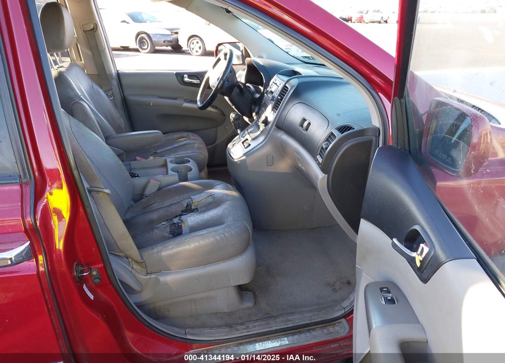 2007 HYUNDAI ENTOURAGE GLS/LIMITED/SE VIN: KNDMC233676027169