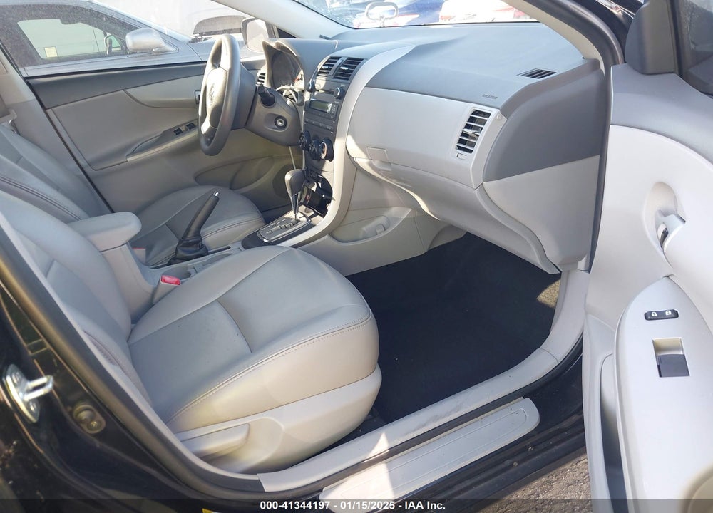 2010 TOYOTA COROLLA LE VIN: 1NXBU4EE2AZ272273