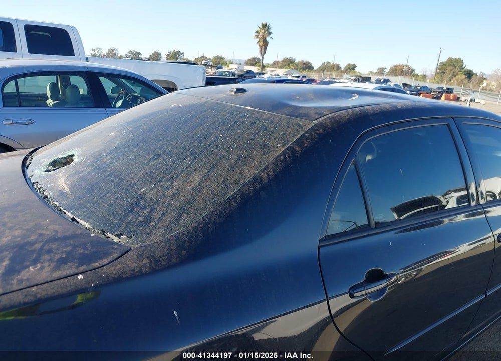2010 TOYOTA COROLLA LE VIN: 1NXBU4EE2AZ272273