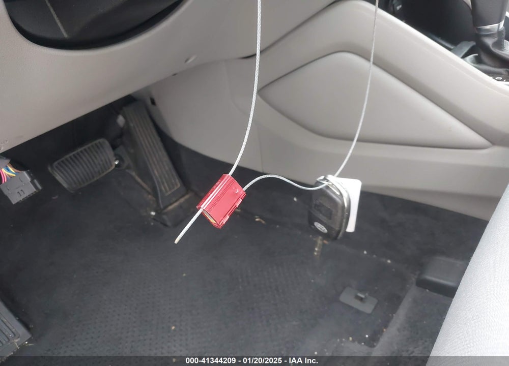 2017 HYUNDAI TUCSON SE VIN: KM8J33A40HU293963