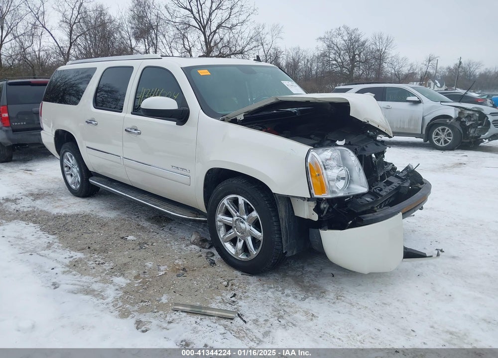 2011 GMC YUKON XL 1500 DENALI VIN: 1GKS2MEF8BR137391