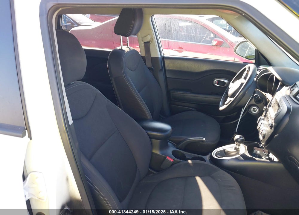 2015 KIA SOUL VIN: KNDJN2A27F7159535