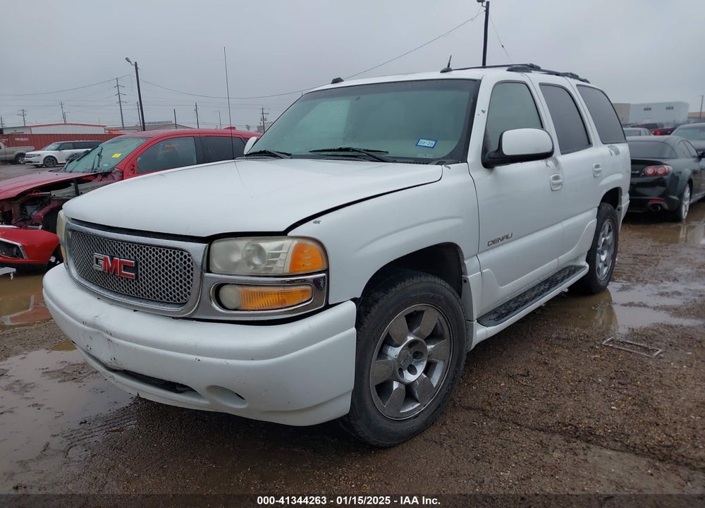 2005 GMC YUKON DENALI VIN: 1GKEK63U65J156390