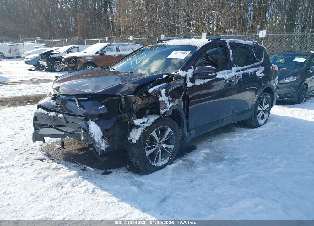 2017 TOYOTA RAV4 XLE VIN: 2T3RFREV3HW593455