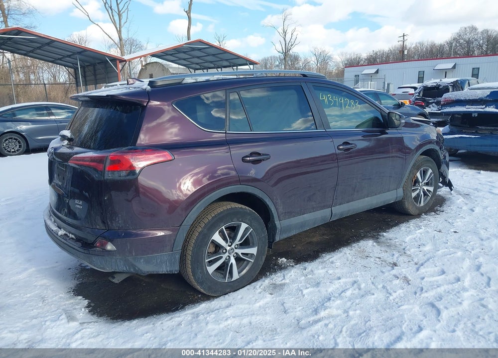 2017 TOYOTA RAV4 XLE VIN: 2T3RFREV3HW593455