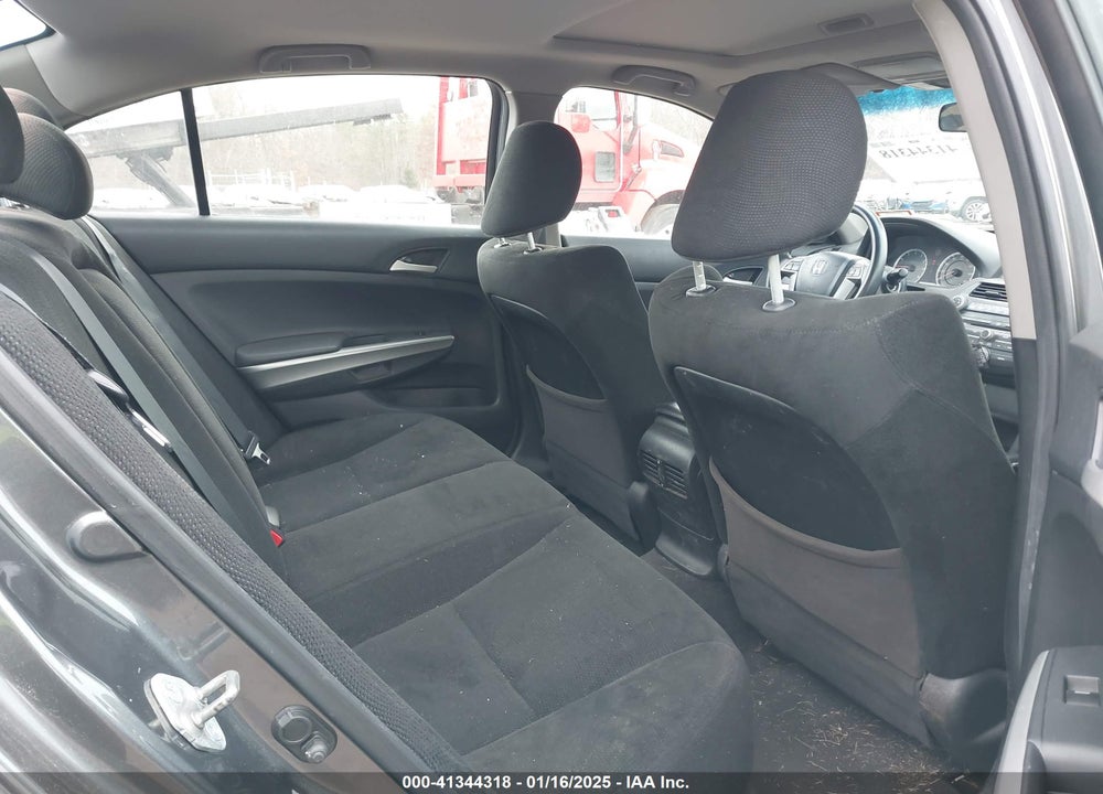 2010 HONDA ACCORD VIN: 1HGCP3F79AA029668