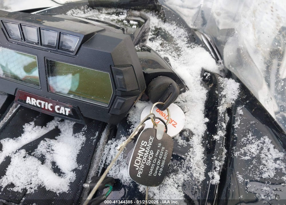 2019 ARCTIC CAT LYNX 2000 ES VIN: 4UF19SNW0KT100435