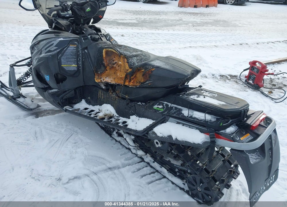 2019 ARCTIC CAT LYNX 2000 ES VIN: 4UF19SNW0KT100435