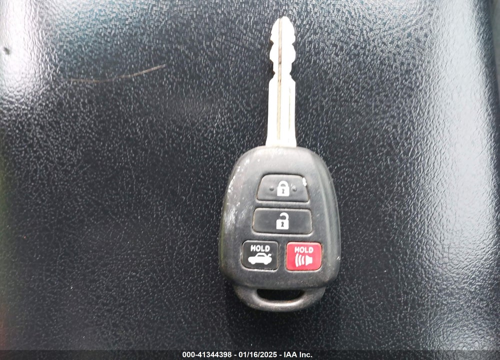2016 TOYOTA CAMRY VIN: 4T1BF1FK7GU117482