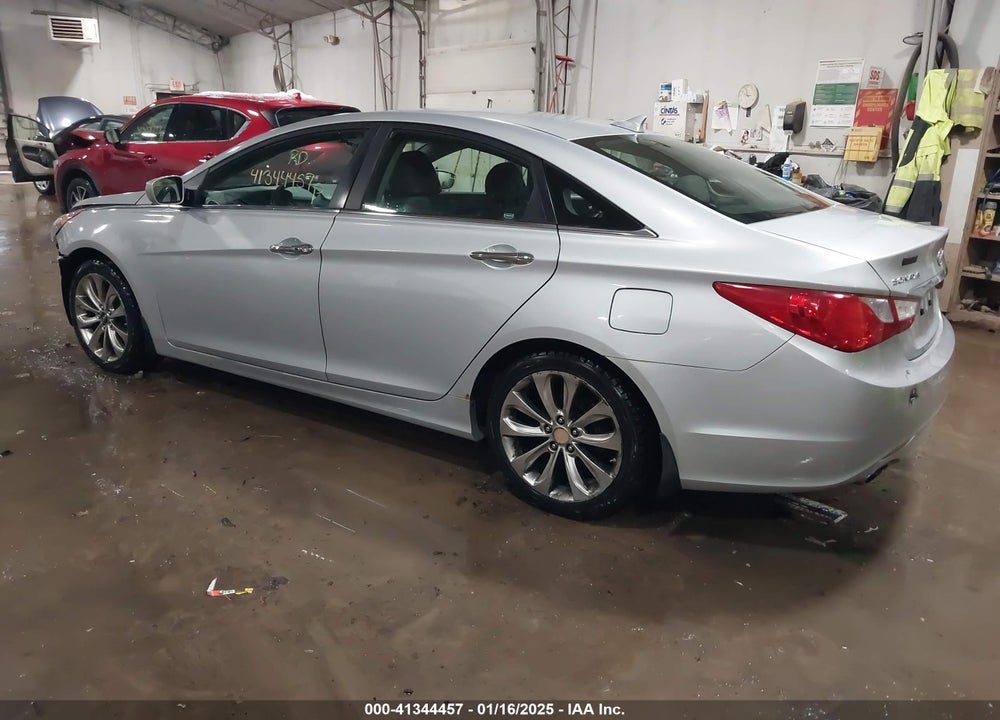 2011 HYUNDAI SONATA VIN: 5NPEC4AC1BH111966