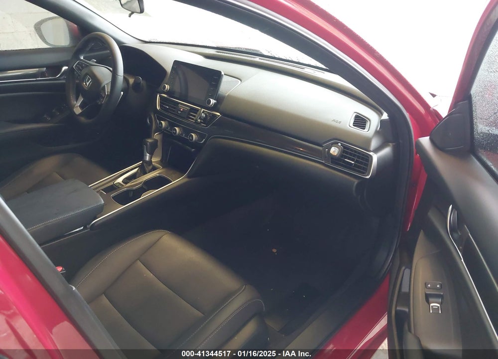 2020 HONDA ACCORD VIN: 1HGCV1F33LA119084
