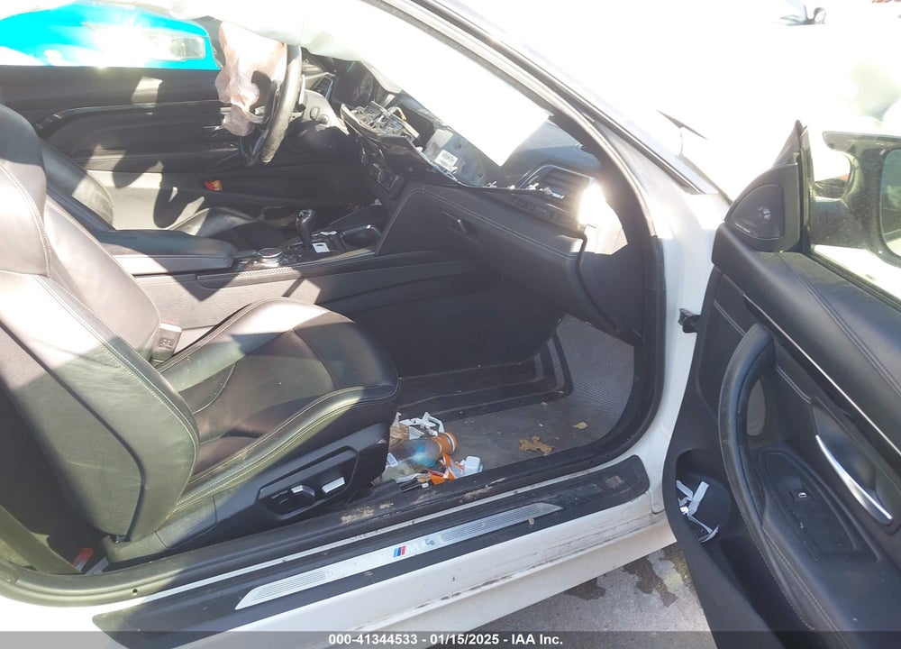 2016 BMW M4 VIN: WBS3R9C57GK337190