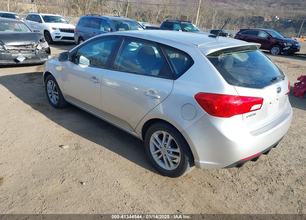 2011 KIA FORTE VIN: KNAFU5A21B5320717