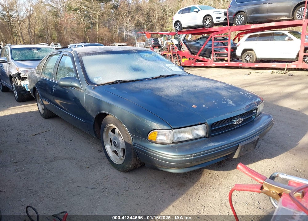 1996 CHEVROLET CAPRICE / IMPALA CLASSIC SS VIN: 1G1BL52P4TR116270