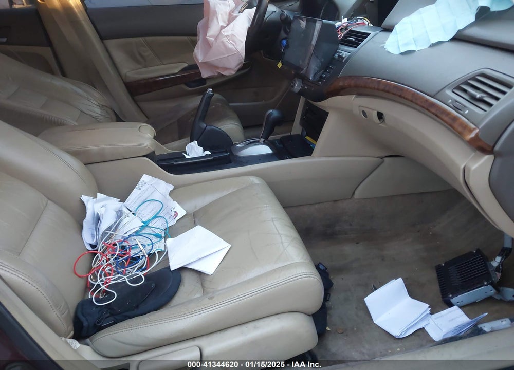 2008 HONDA ACCORD SDN VIN: 1HGCP26808A148612