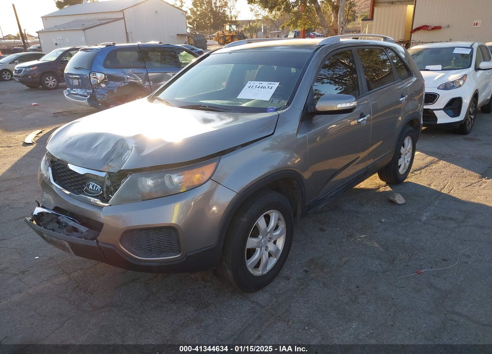2011 KIA SORENTO LX V6 VIN: 5XYKT4A27BG125260