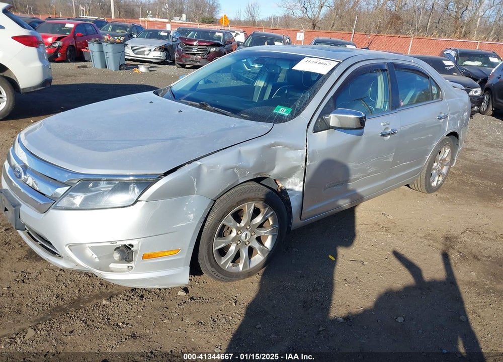 2011 FORD FUSION VIN: 3FAHP0JG2BR136746