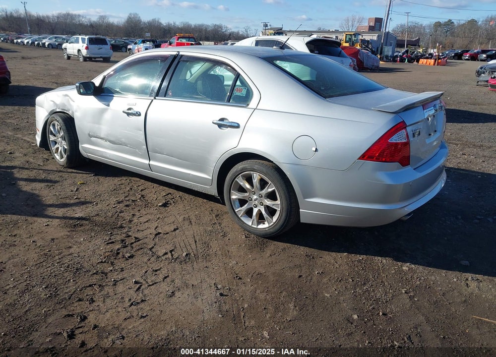 2011 FORD FUSION VIN: 3FAHP0JG2BR136746