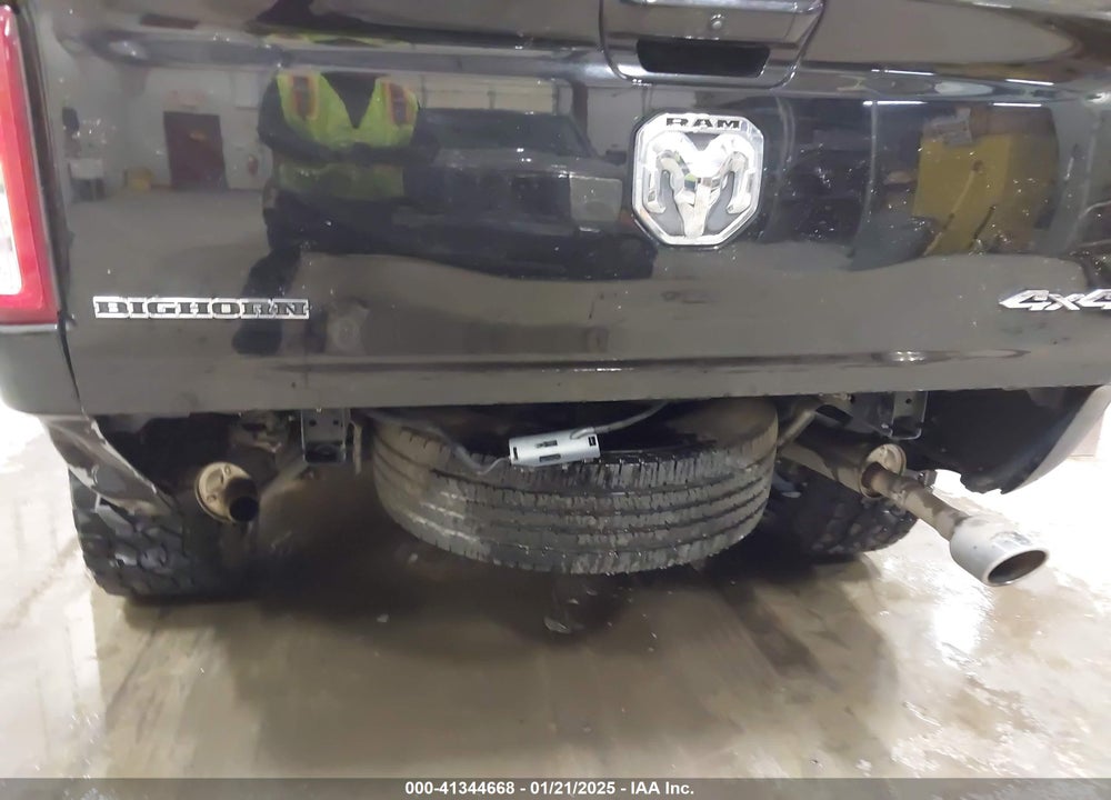 2020 RAM 1500 BIG HORN 4X4 6'4 BOX VIN: 1C6SRFBT4LN115143