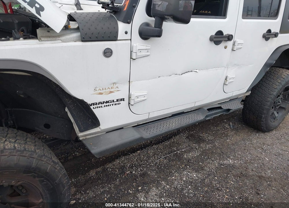 2013 JEEP WRANGLER UNLIMITED SAHARA VIN: 1C4BJWEG5DL523632