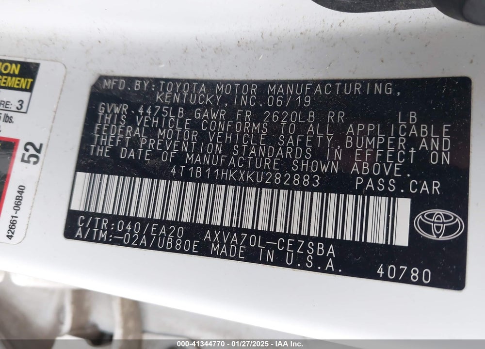 2019 TOYOTA CAMRY SE VIN: 4T1B11HKXKU282883