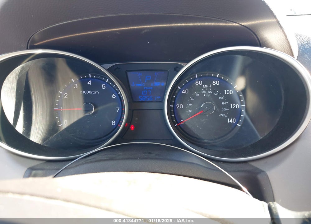 2011 HYUNDAI TUCSON GLS VIN: KM8JU3AC9BU147461