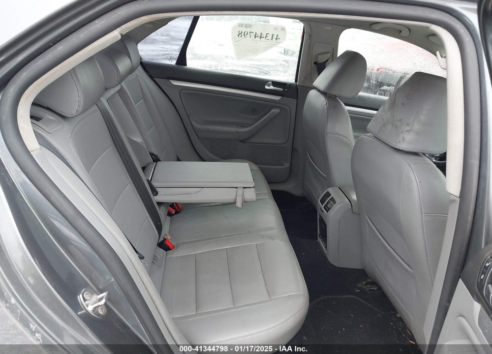 2009 VOLKSWAGEN JETTA VIN: 3VWRL71K39M079534