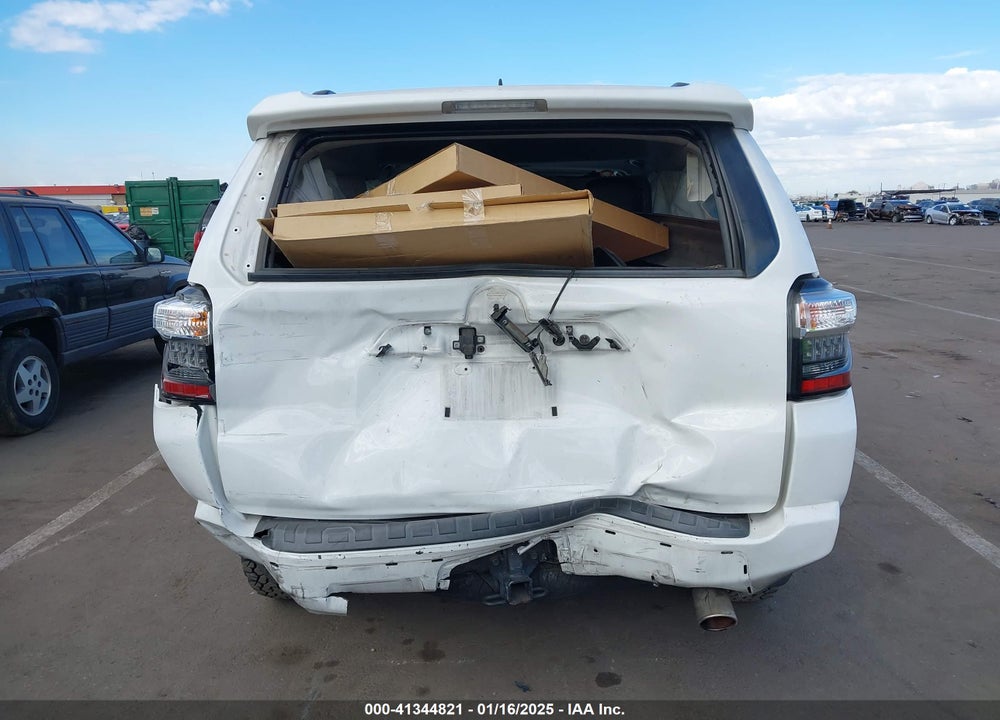 2018 TOYOTA 4RUNNER TRD OFF ROAD PREMIUM VIN: JTEBU5JRXJ5589081