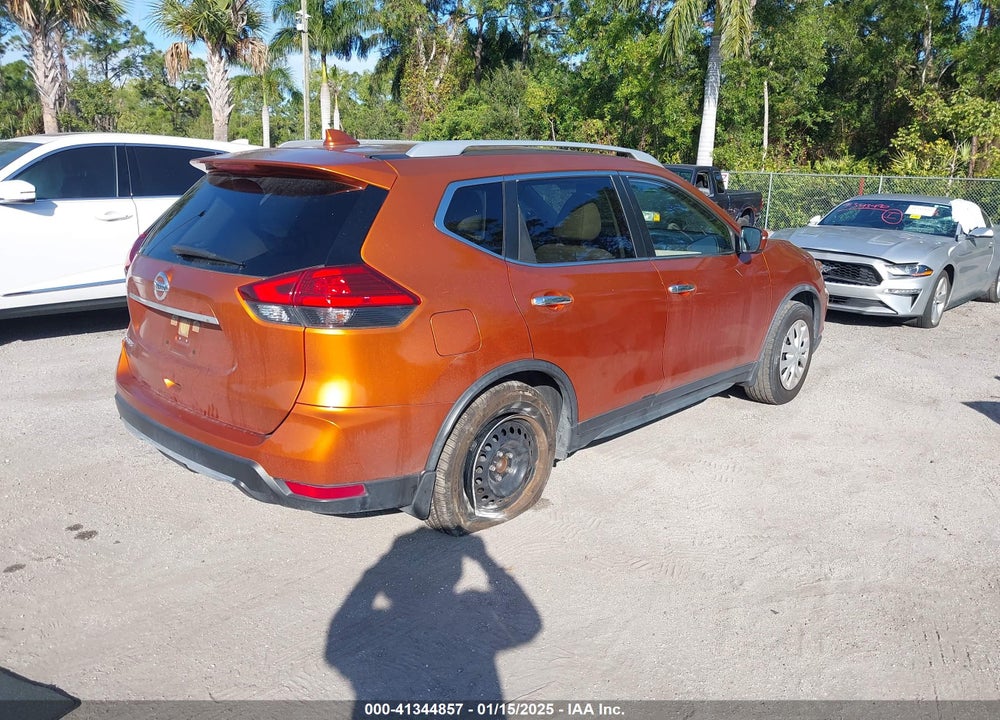 2017 NISSAN ROGUE S VIN: JN8AT2MT8HW385297