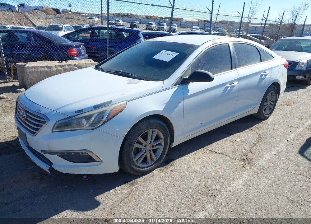 2015 HYUNDAI SONATA SE VIN: 5NPE24AFXFH137355