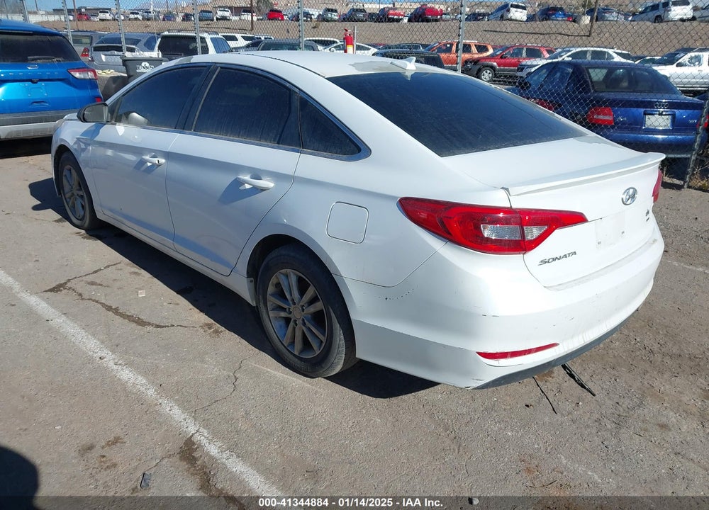 2015 HYUNDAI SONATA SE VIN: 5NPE24AFXFH137355