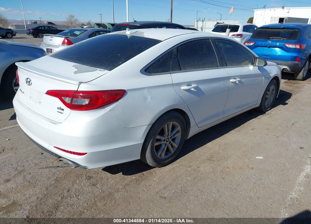 2015 HYUNDAI SONATA SE VIN: 5NPE24AFXFH137355