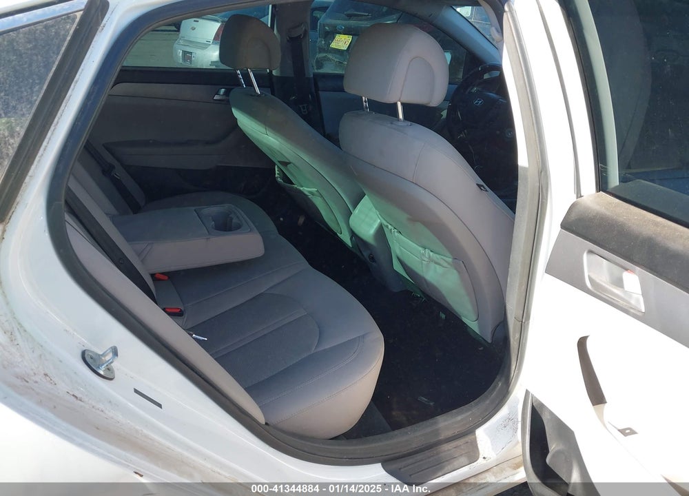 2015 HYUNDAI SONATA SE VIN: 5NPE24AFXFH137355
