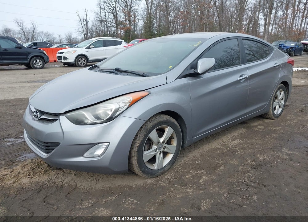 2013 HYUNDAI ELANTRA VIN: KMHDH4AE4DU901989