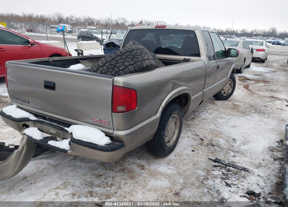 2003 GMC SONOMA SLS VIN: 1GTCS19X738237992